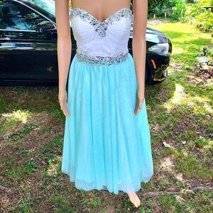 A beautiful  prom/ any occasion dress